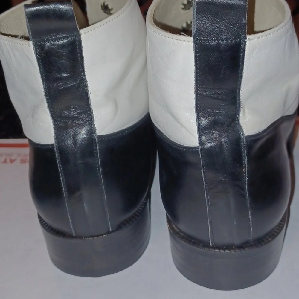 Amiana Lace Up Ankle Bootie Spats Size 7